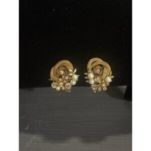 A62 Antique Vintage Art Deco Style Clip On Earrings